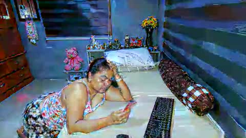 Snapshot of sinfullwife6969 chatting on 05-30-26, 12:57 sinfullwife6969 online show from 05-30-26, 12:57
