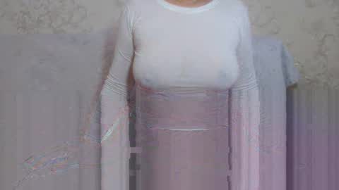 Snapshot of single__mom chatting on 01-02-25, 04:30 Arina online show from 01-02-25, 04:30