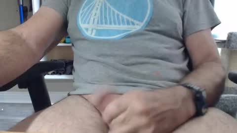 Snapshot of singlemaleca chatting on 04-30-26, 03:40 SingleMaleCA online show from 04-30-26, 03:40