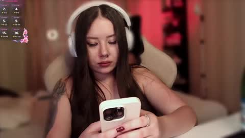 Ari online show from 02-25-25, 12:47