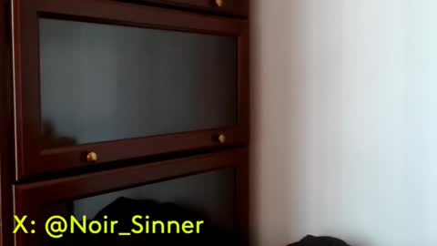 Snapshot of sinnernoir chatting on 05-05-26, 04:48 My Name Is..............................John online show from 05-05-26, 04:48