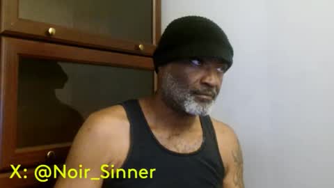 Snapshot of sinnernoir chatting on 05-07-26, 04:07 My Name Is..............................John online show from 05-07-26, 04:07