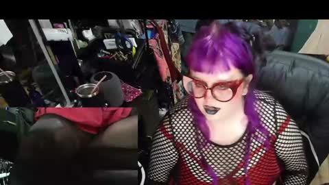 Sinstress hemlock online show from 06-25-26, 03:50