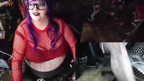 Sinstress hemlock online show from 07-26-26, 01:25