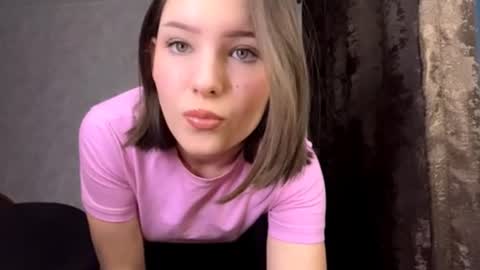 Snapshot of sirenapen chatting on 02-06-26, 12:15 Aurora online show from 02-06-26, 12:15