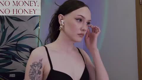 Goddess Sirena online show from 06-19-26, 09:18
