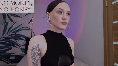 Goddess Sirena online show from 07-16-26, 10:21