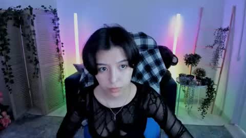 Snapshot of sirenmystique chatting on 07-16-26, 10:21 Si online show from 07-16-26, 10:21