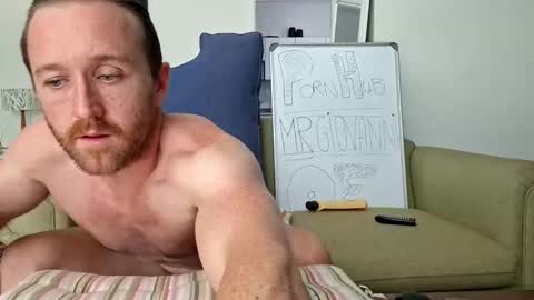 Snapshot of sirgiovanni chatting on 11-30-25, 09:57 Giovanni online show from 11-30-25, 09:57