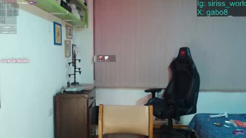 Snapshot of siriss_boyrag chatting on 06-12-26, 01:04 siriss_boyrag online show from 06-12-26, 01:04