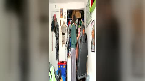 Snapshot of siriss_boyrag chatting on 06-20-26, 06:11 siriss_boyrag online show from 06-20-26, 06:11