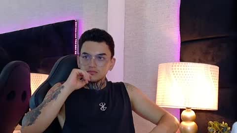 Snapshot of siriusnoir chatting on 04-03-26, 09:13 SIRIUS online show from 04-03-26, 09:13