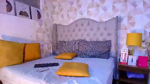Snapshot of siriuss_collin chatting on 07-17-26, 01:40 siriuss_collin online show from 07-17-26, 01:40