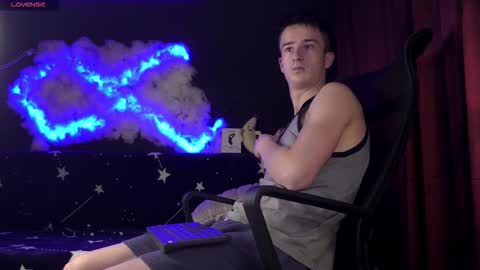 Snapshot of sirreedy chatting on 11-25-25, 04:45 SirReedy online show from 11-25-25, 04:45