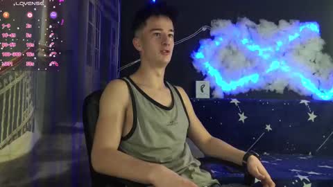 Snapshot of sirreedy chatting on 11-29-25, 04:04 SirReedy online show from 11-29-25, 04:04