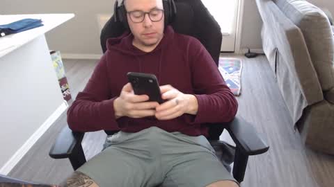 Snapshot of sirscotty831 chatting on 02-21-25, 03:32 Sir Scotty online show from 02-21-25, 03:32