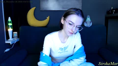 Snapshot of sirshamor chatting on 12-20-24, 02:52  SirshaMor   online show from 12-20-24, 02:52