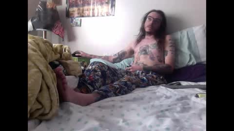 Snapshot of sirwook chatting on 12-15-24, 04:26 sirwook online show from 12-15-24, 04:26