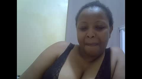 Snapshot of sisibrown97 chatting on 05-30-26, 10:40 brown online show from 05-30-26, 10:40