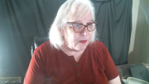 Snapshot of sissydianetx chatting on 01-04-25, 12:37 Sissy Diane online show from 01-04-25, 12:37