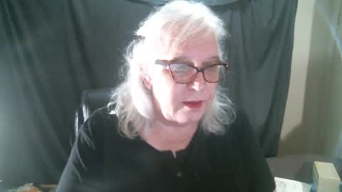 Snapshot of sissydianetx chatting on 12-04-25, 12:42 Sissy Diane online show from 12-04-25, 12:42