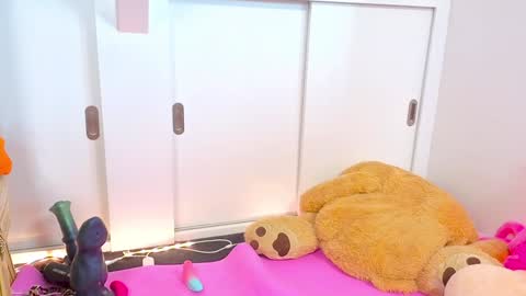 Elise online show from 03-28-26, 12:05