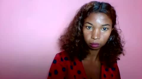 Snapshot of sisybelle chatting on 07-20-26, 10:39 sisybelle online show from 07-20-26, 10:39