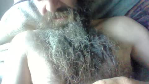 sitonmybeardxxx online show from 05-25-26, 12:55