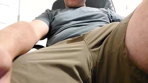 sixinchsolo online show from 10-24-25, 04:53