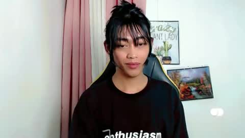 Snapshot of sizka_ford chatting on 11-04-25, 01:48 Sizka online show from 11-04-25, 01:48