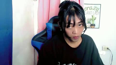 Snapshot of sizka_ford chatting on 11-05-25, 02:44 Sizka online show from 11-05-25, 02:44