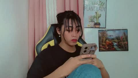 Snapshot of sizka_ford chatting on 12-05-25, 03:30 Sizka online show from 12-05-25, 03:30