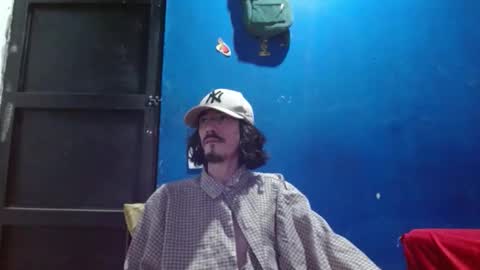 Snapshot of sk8sir chatting on 05-28-26, 05:21 sk8sir online show from 05-28-26, 05:21