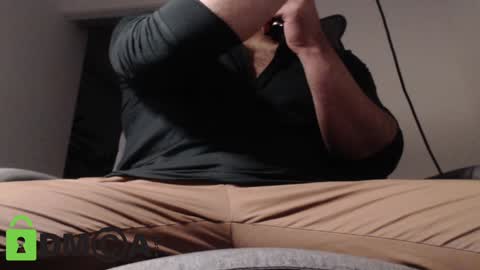 Snapshot of skankhunt9000 chatting on 12-02-24, 04:09 Your Master MasterD9000 online show from 12-02-24, 04:09