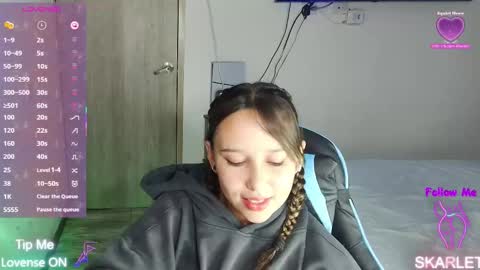 Snapshot of skarlet_adams chatting on 11-26-25, 09:49 Alice online show from 11-26-25, 09:49