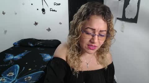 Snapshot of skarleth_diaz chatting on 05-07-26, 04:40 SKARLETH online show from 05-07-26, 04:40