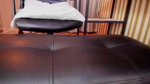 Snapshot of skarlettbarnes chatting on 06-10-26, 11:42 skarlettbarnes online show from 06-10-26, 11:42