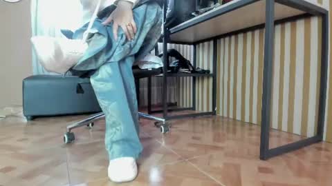 skarlettbarnes online show from 06-26-26, 11:47