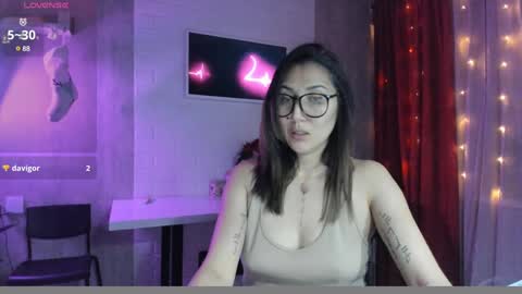 Snapshot of skarlettforeve chatting on 12-26-24, 10:09 skarlett online show from 12-26-24, 10:09