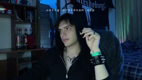 Snapshot of skarvian chatting on 05-06-26, 09:31 Zack independent model online show from 05-06-26, 09:31
