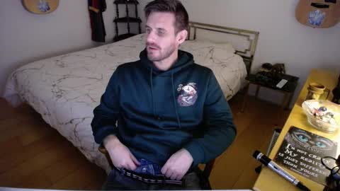 skatejocke online show from 11-25-25, 04:18