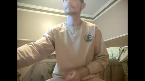 Snapshot of skater_v2 chatting on 12-12-24, 11:58 Christopher online show from 12-12-24, 11:58