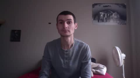 Snapshot of skater_v2 chatting on 02-02-25, 06:10 Christopher online show from 02-02-25, 06:10