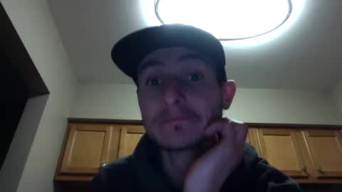 Snapshot of skater_v2 chatting on 02-14-25, 10:04 Christopher online show from 02-14-25, 10:04