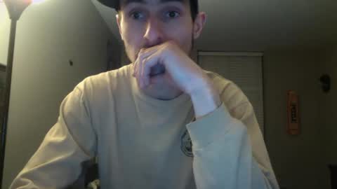 Snapshot of skater_v2 chatting on 03-02-25, 01:26 Christopher online show from 03-02-25, 01:26