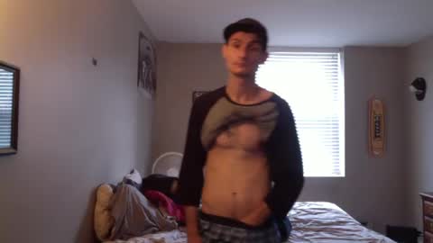 Snapshot of skater_v2 chatting on 10-11-25, 02:48 Christopher online show from 10-11-25, 02:48