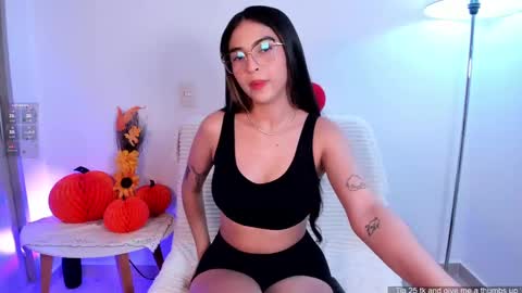 Snapshot of skeeter_cb chatting on 10-27-25, 06:01 Skeete CHRISTMAS SHOW THIS DECEMBER 24 CHECK OUT MY AMAZON LIST AND MAKE ME HAPPY online show from 10-27-25, 06:01