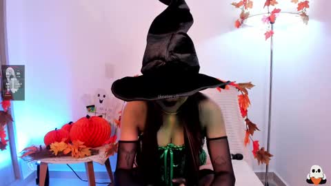 Snapshot of skeeter_cb chatting on 10-31-25, 05:25 Skeete CHRISTMAS SHOW THIS DECEMBER 24 CHECK OUT MY AMAZON LIST AND MAKE ME HAPPY online show from 10-31-25, 05:25