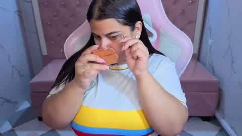 Snapshot of skeler_lovd_b chatting on 07-03-26, 01:17 Skarlet online show from 07-03-26, 01:17