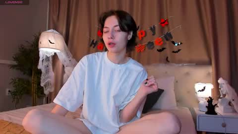 Emily online show from 10-29-25, 01:41